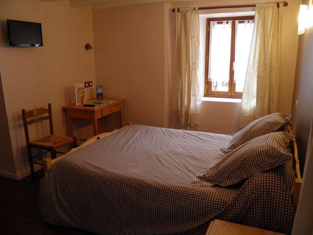 Auberge Des Pyrenees Sainte-Marie-de-Campan Pokoj fotografie
